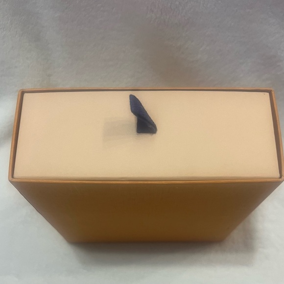 Louis Vuitton box 7 x 7 - Picture 6 of 9